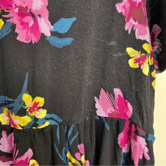 TORRID  Floral Babydoll Tunic Top Size 3 - Picture 8 of 11